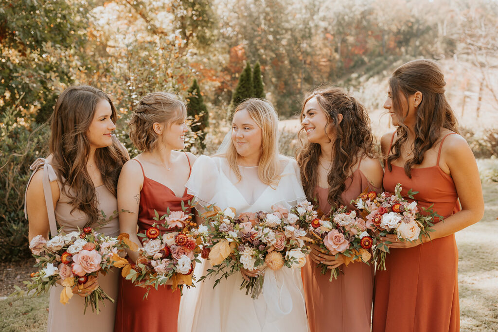 Bride's bouquet inspiration for Fall wedding