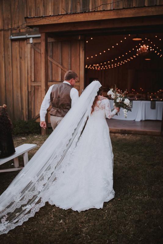 Couple at Farm Wedding Venue in Georgia