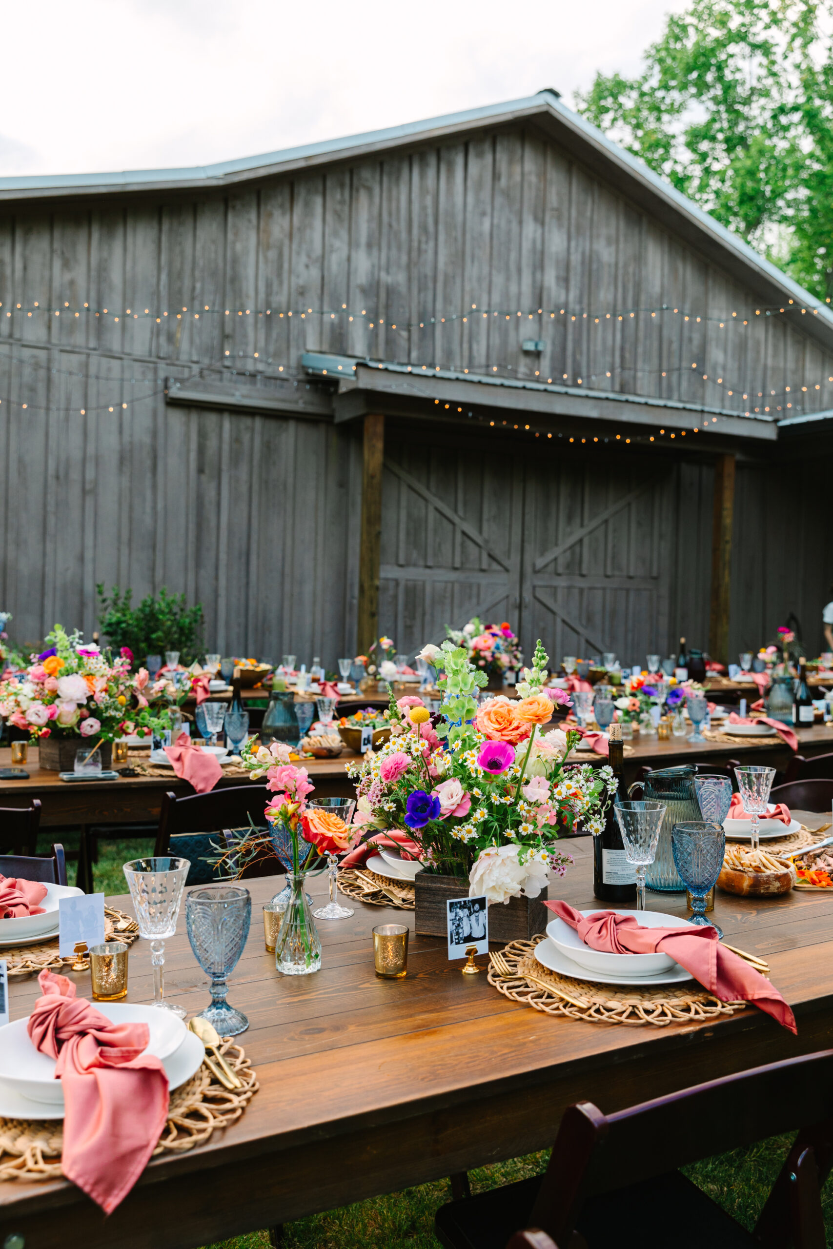 Barn with outdoor wedding reception ideas